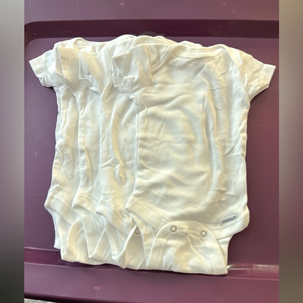5 Piece Gerber Organic Cotton Baby Onesies - White